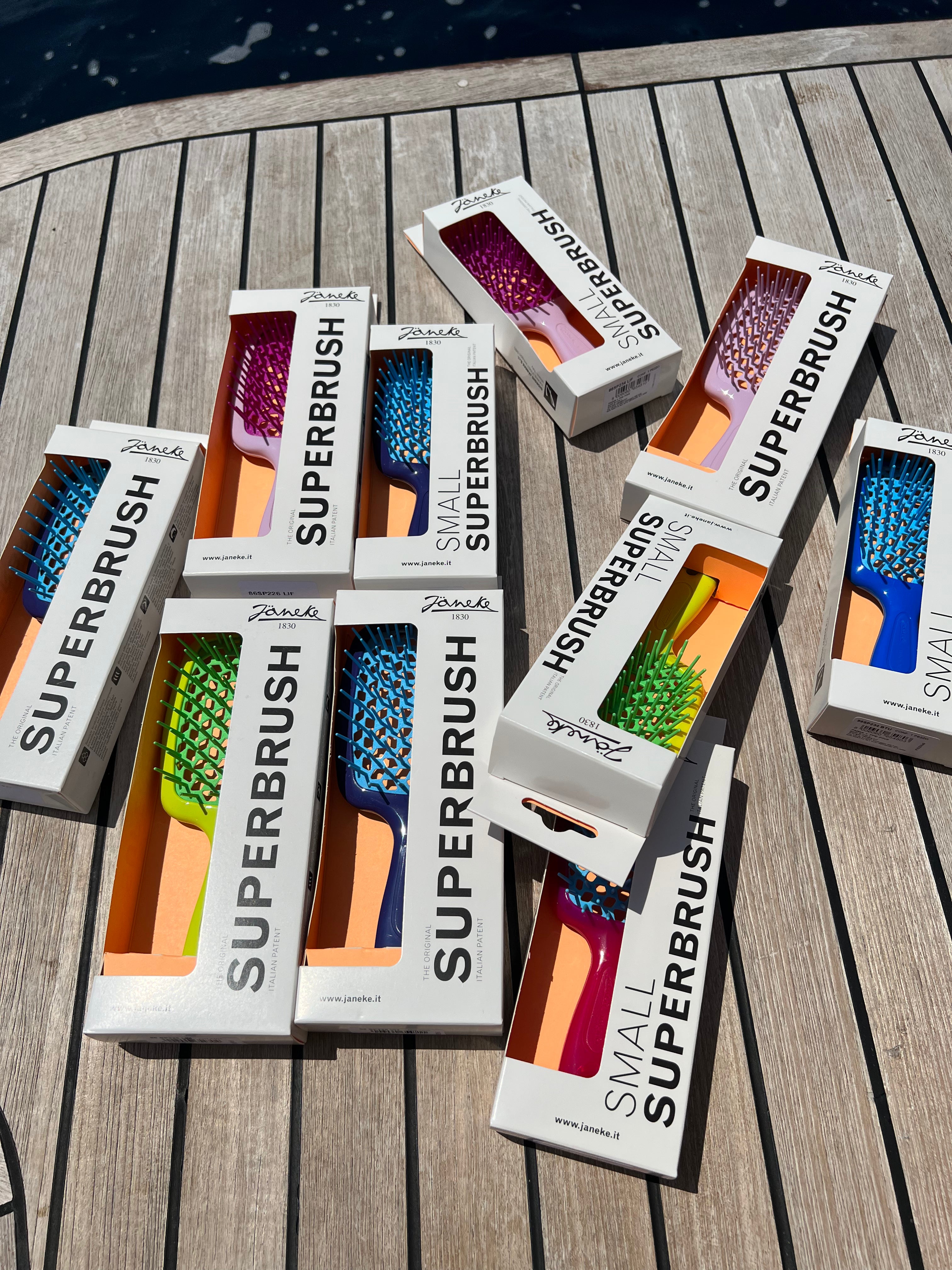 Multi-color Brush Collection