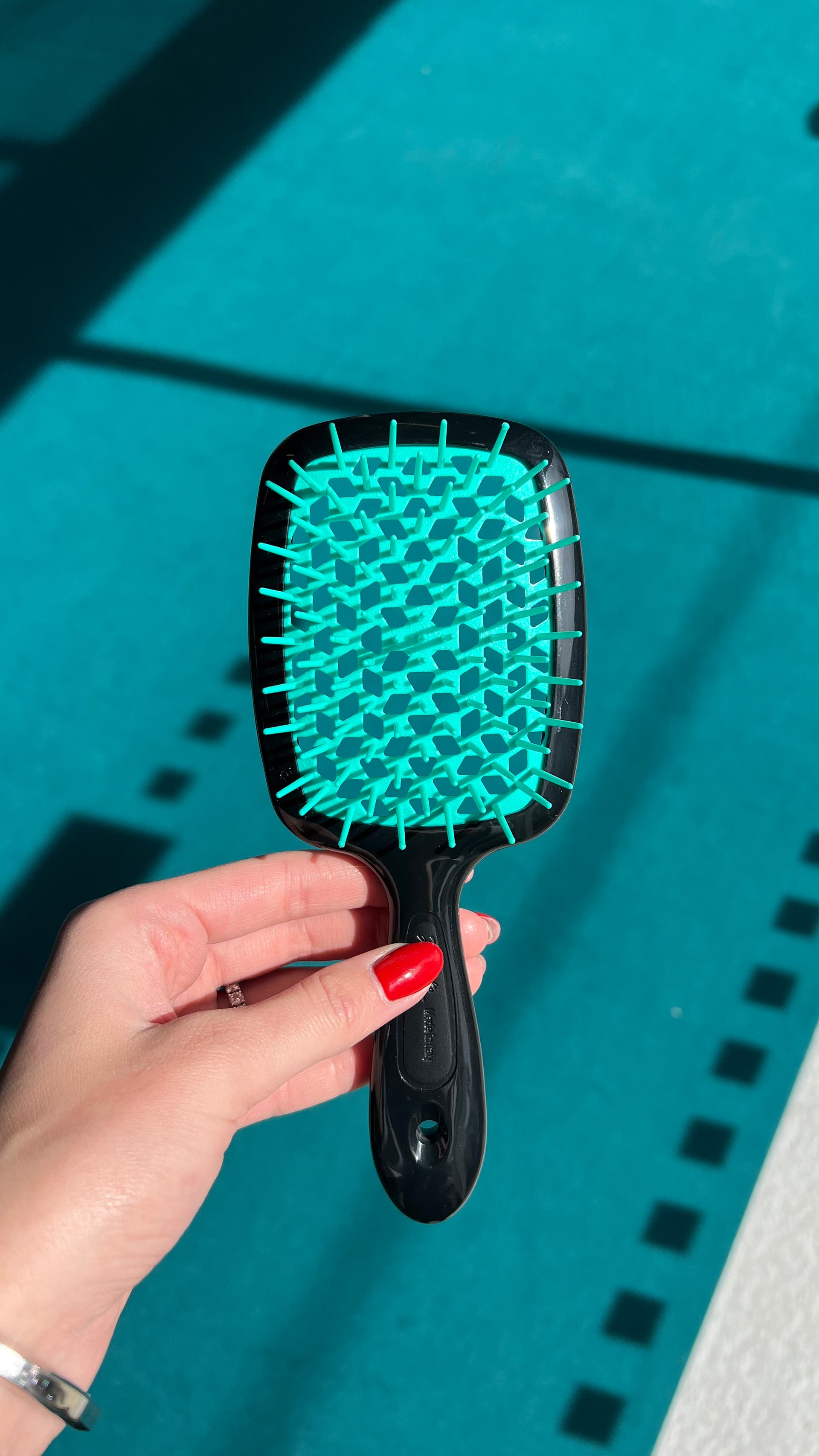 Janeke Large Superbrush Black and Tiffany